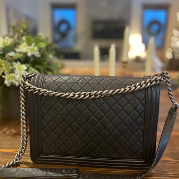 Large Chanel Boy bag like new! - Picture 3 of 4